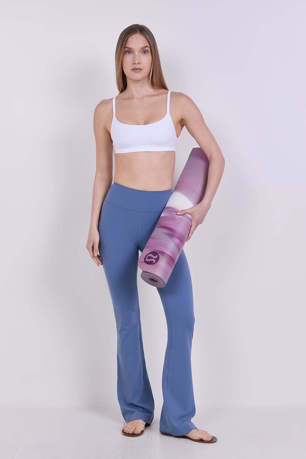 Groove Nulu&trade; HR Flared Pant Regular